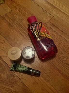 Bath & Body Works Bundle price firm